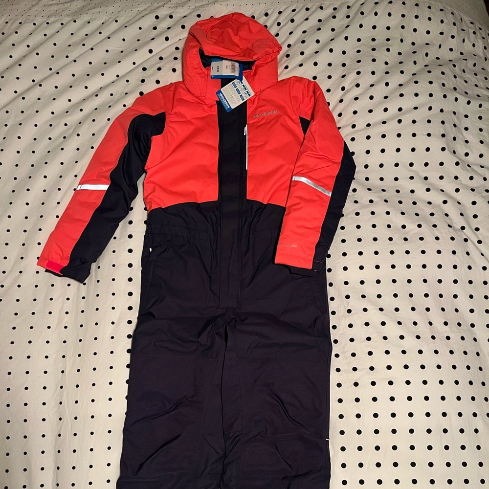 Columbia Buga II one piece snowsuit. Girls L 14/16
